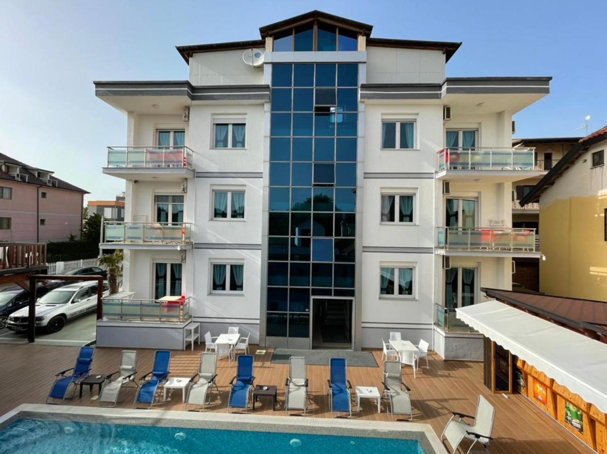 Brian Hotel Velipojë Eksteriør bilde